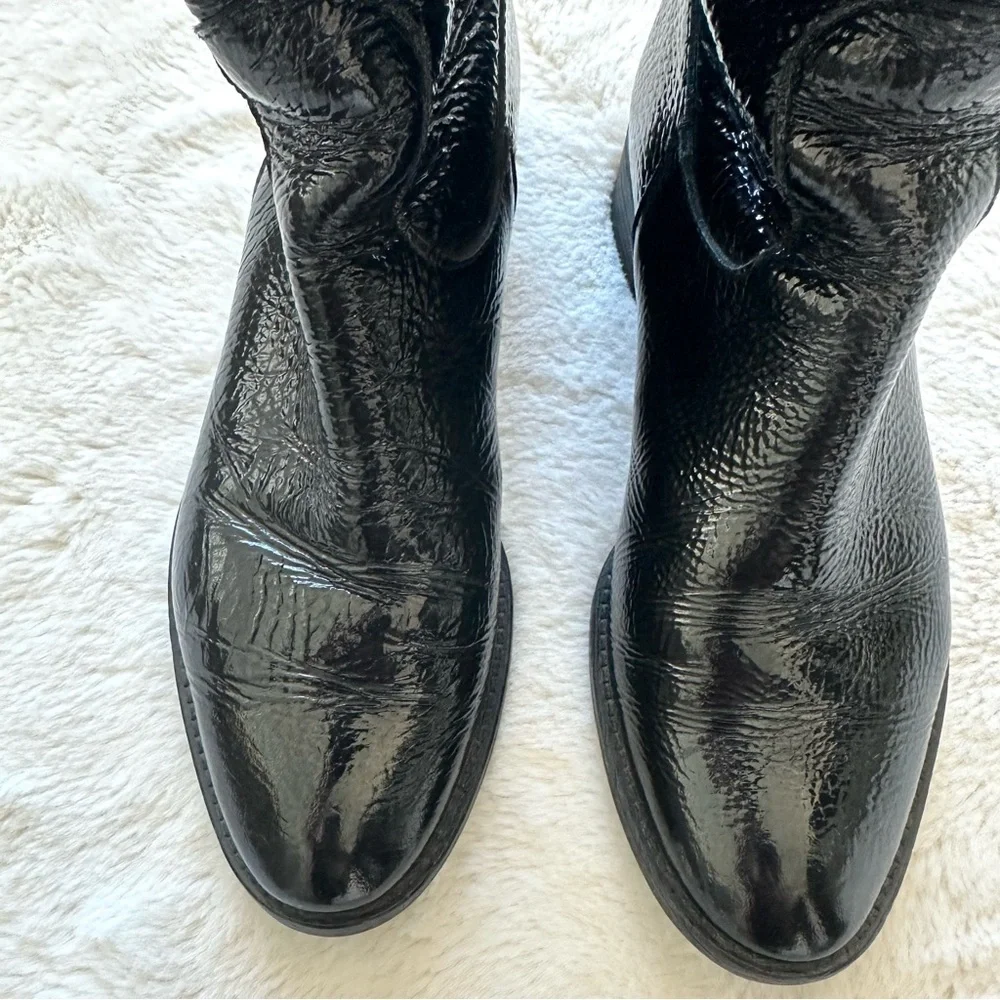 Women leather  high boots with natural fur inside size 6